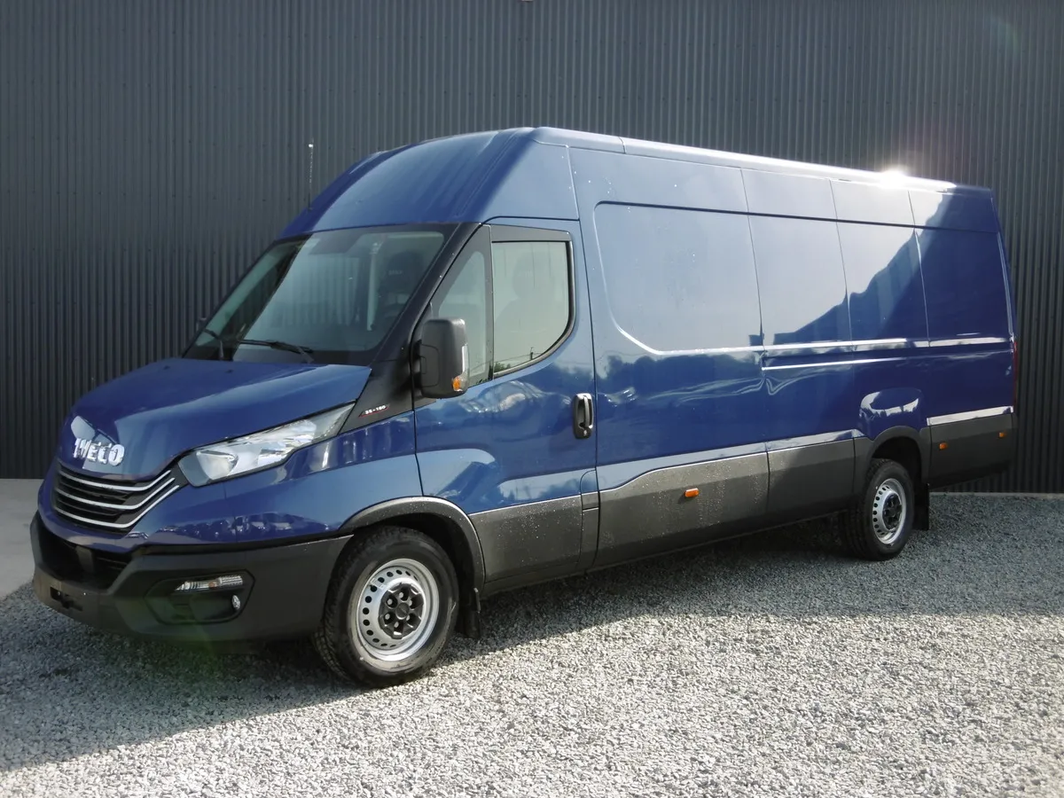 Renault MASTER 2 FOURGON L2H2 PHASE 2 BLUE DCI 135 GRAND CONFORT Image 1