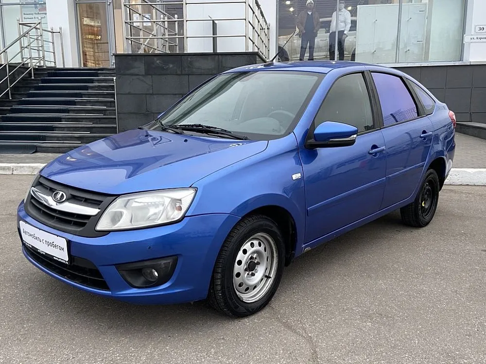 Lada Granta Image 1