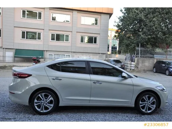 Hyundai Elantra 1.6 CRDi Elite Image 6